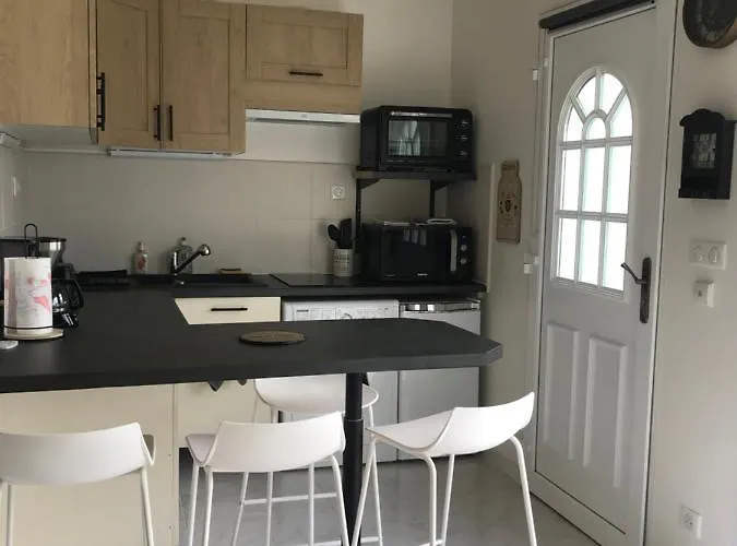 35m2 A 3 Km De La Gare D Angouleme Avec Draps Et Linge De Maison Fournis Le Gond-Pontouvre